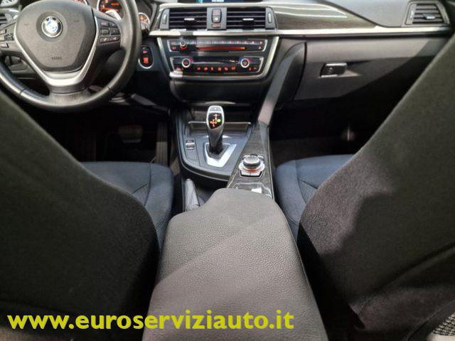 BMW 328 i Luxury