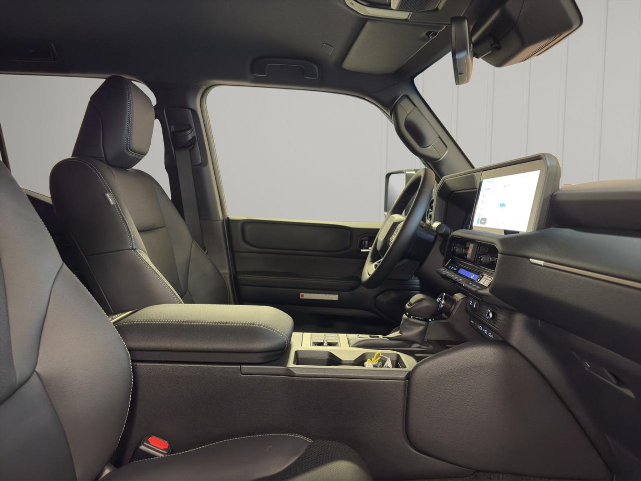 Toyota Land Cruiser 2.8 mhev Adventure awd auto