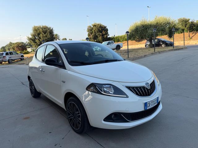 LANCIA Ypsilon GOLD MY24+RETROCAMERA+WIRELESS+NAVI