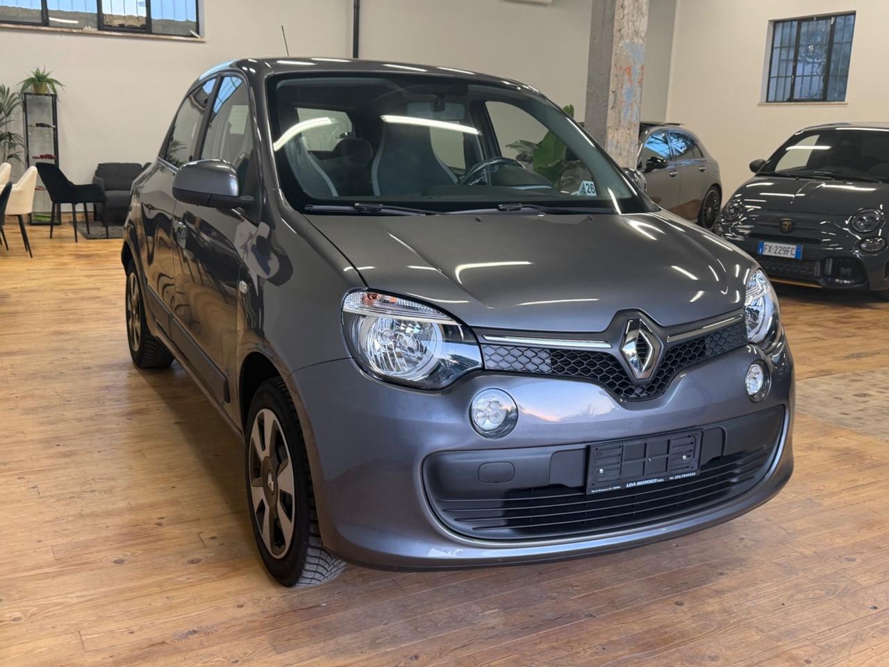 Renault Twingo LIMITED 69 CV MANUALE NEOPATENTATI GARANZIA UNIPRO