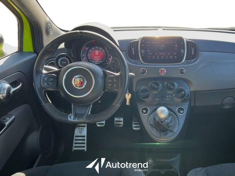 Abarth 595 1.4 T-JET 180 CV Competizione