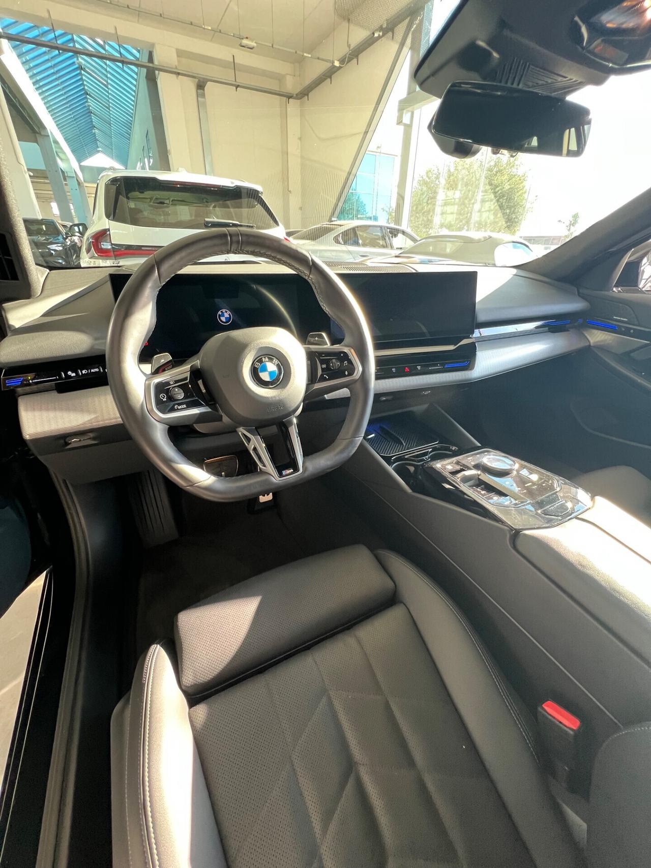 BMW 520d Touring 48V xdrive MSport Pro auto - SUPER OFFERTA T-STOCK