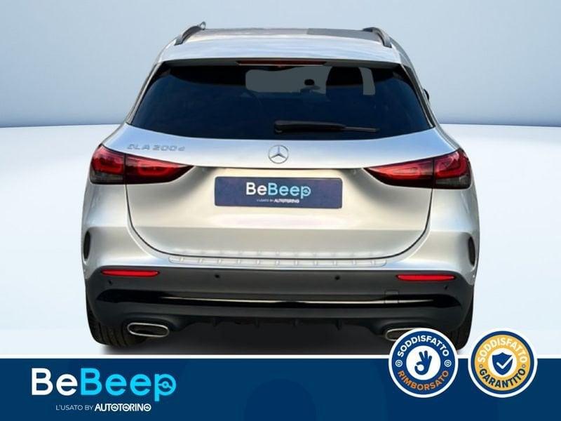 Mercedes-Benz GLA 200 D PREMIUM AUTO