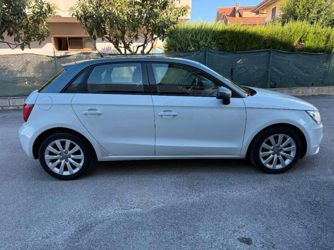 Audi A1 1.6 tdi Ambition s-tronic