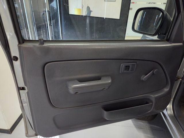 TOYOTA Hilux EXTRA-CAB D-4D ARIA CONDIZIONATA