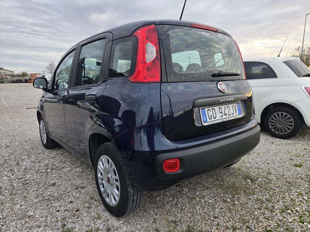 FIAT PANDA 1.2 BENZINA DEL 2020 CON 15000KM