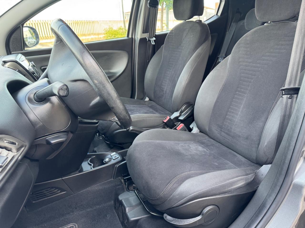 Lancia Ypsilon 1.3 MJT 16V 95 CV 5 porte S&S Elle