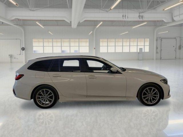 BMW 318 d 48V Touring Business Advantage