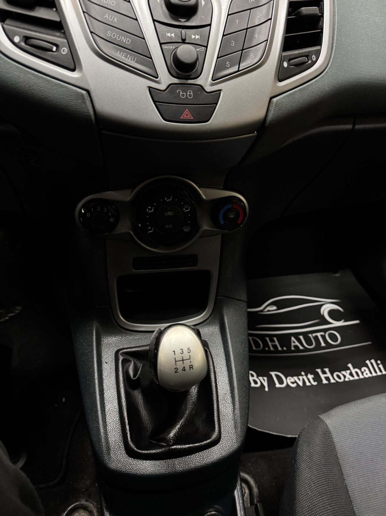 Ford Fiesta 1.2 82 CV 5 porte Titanium