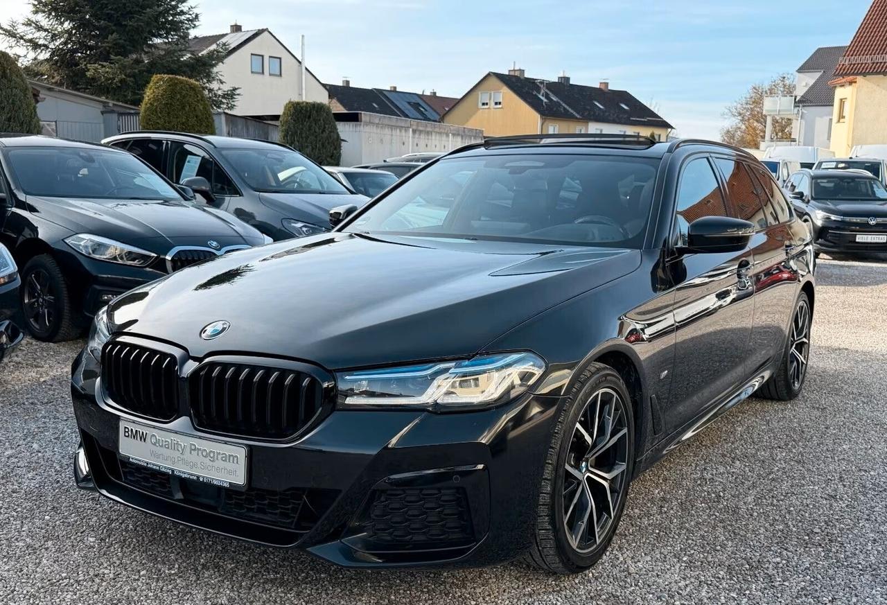 Bmw 520d 48V Touring M-Sport TETTO