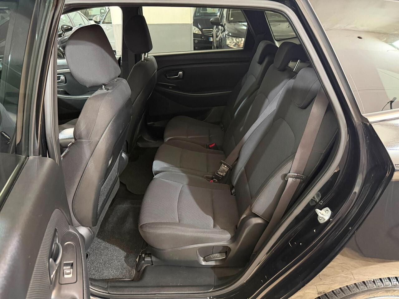 Kia Carens 1.7 CRDi 115 CV Class