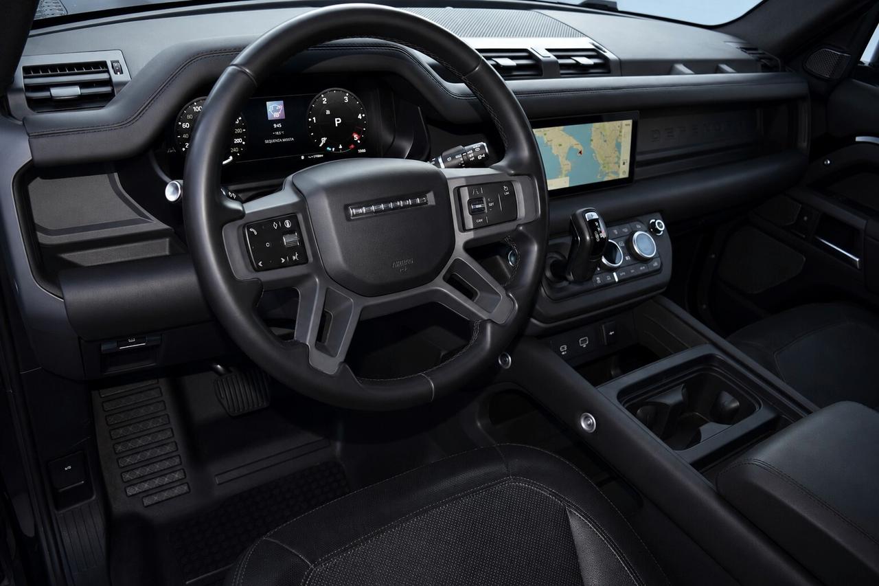 Land Rover Defender 110 3.0d i6 mhev awd 200 cv automatica X-Dynamic SE