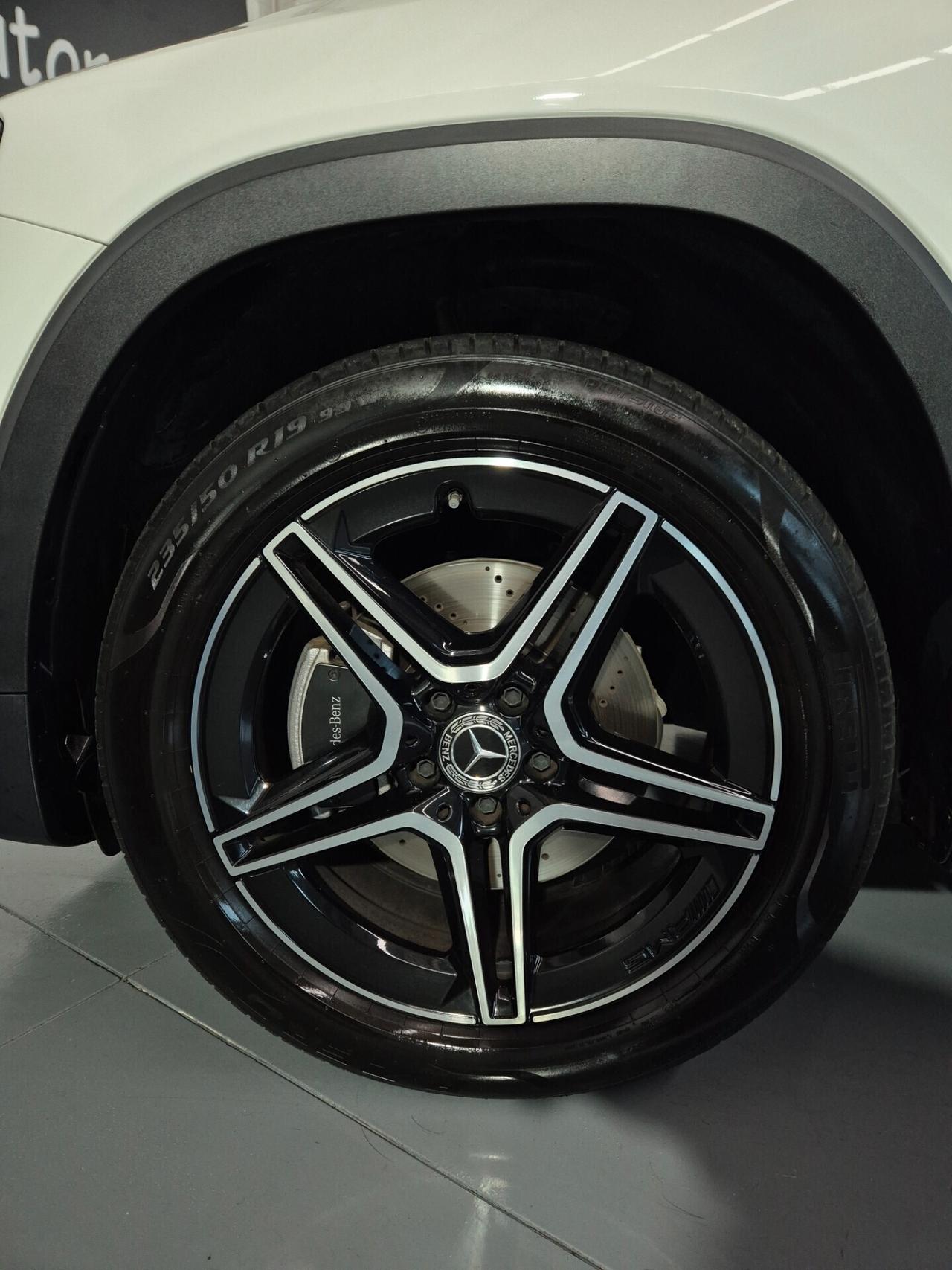 Mercedes-Benz GLB 180 D Premium 2.0 116cv FullLED Navi OK NEOPATENTATI