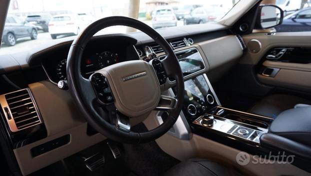 LAND ROVER Range Rover 3.0 SDV6 Vogue