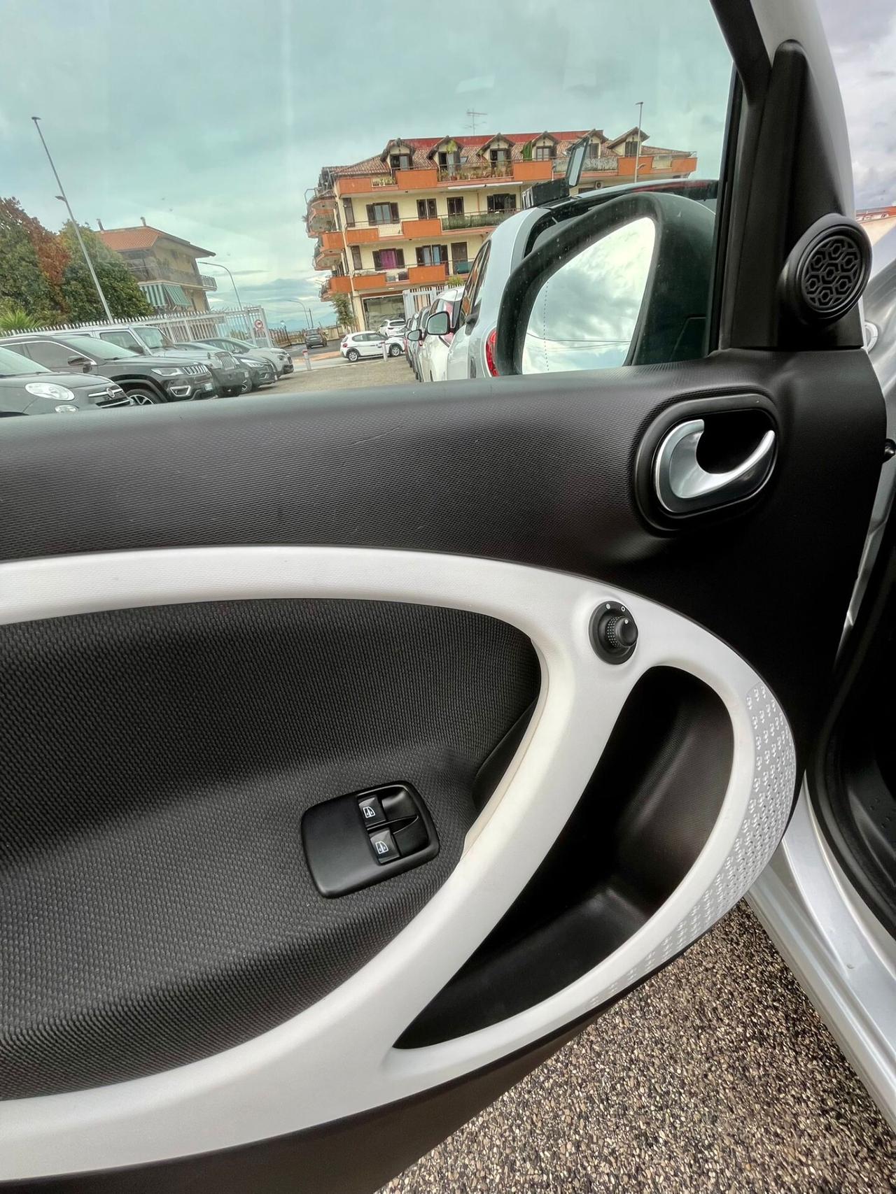 Smart ForFour 70 1.0 Passion