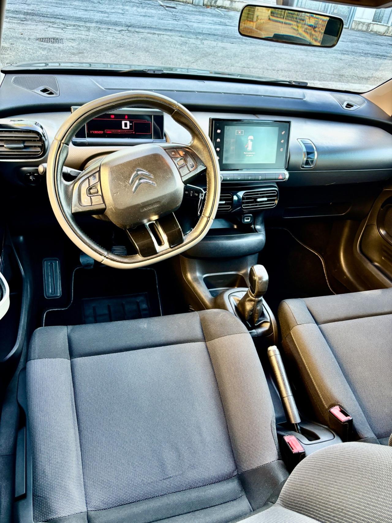 Citroen C4 Cactus PureTech 82 Shine