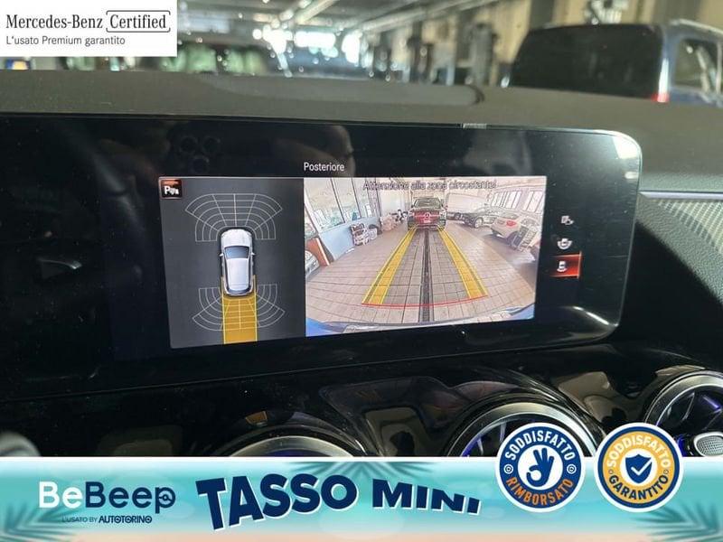 Mercedes-Benz GLA 200 D PREMIUM AUTO