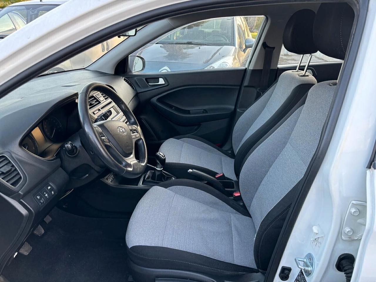 Hyundai i20 1.1 CRDi 12V 5 porte Classic