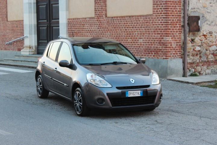 Renault Clio 1.2 5 porte Confort PACK 75.000km clima