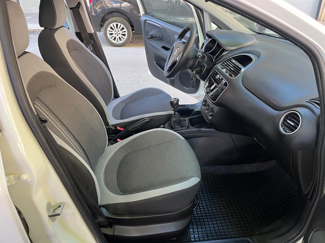 Fiat Punto 1.2 8V 5 porte Street