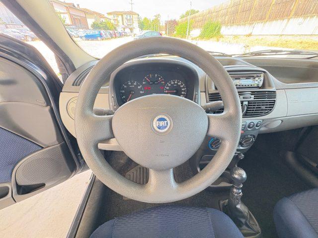 FIAT Punto 1.2i cat 3 porte EL POCHI CHILOMETRI OK NEOPATENTA