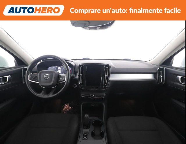 VOLVO XC40 T2 Momentum