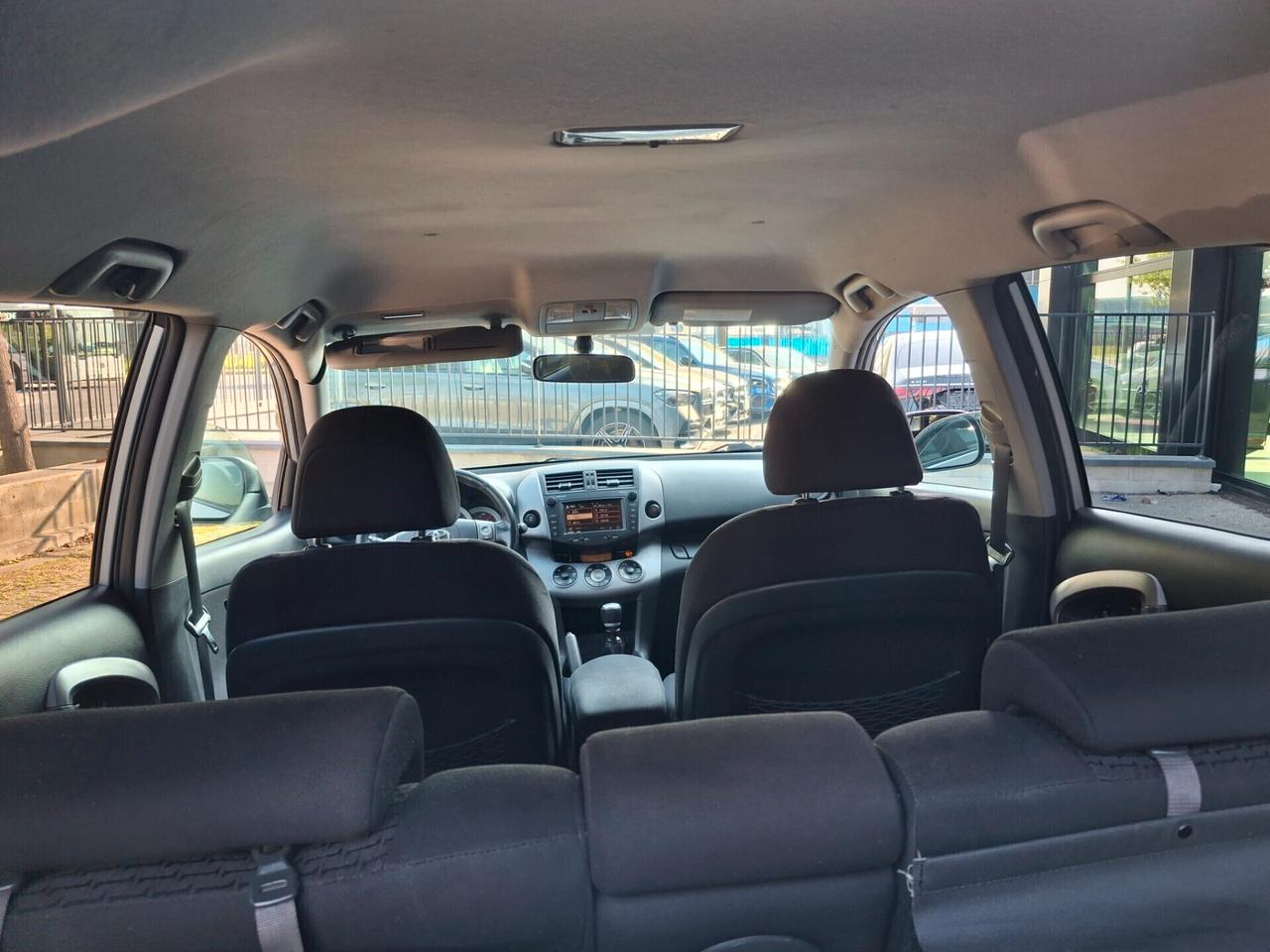 Toyota RAV4-2.2 D-4D 136 CV. Sol*GANCIO TRAINO*