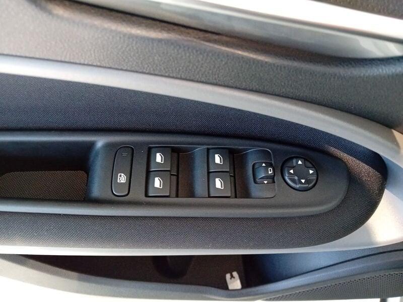 Jeep Avenger 1.2 Turbo MHEV Longitude