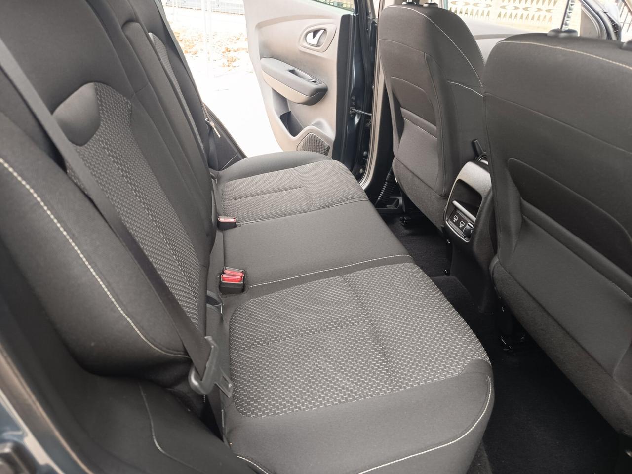 Renault Kadjar Blue dCi 8V 115CV EDC Autocarro 5 posti