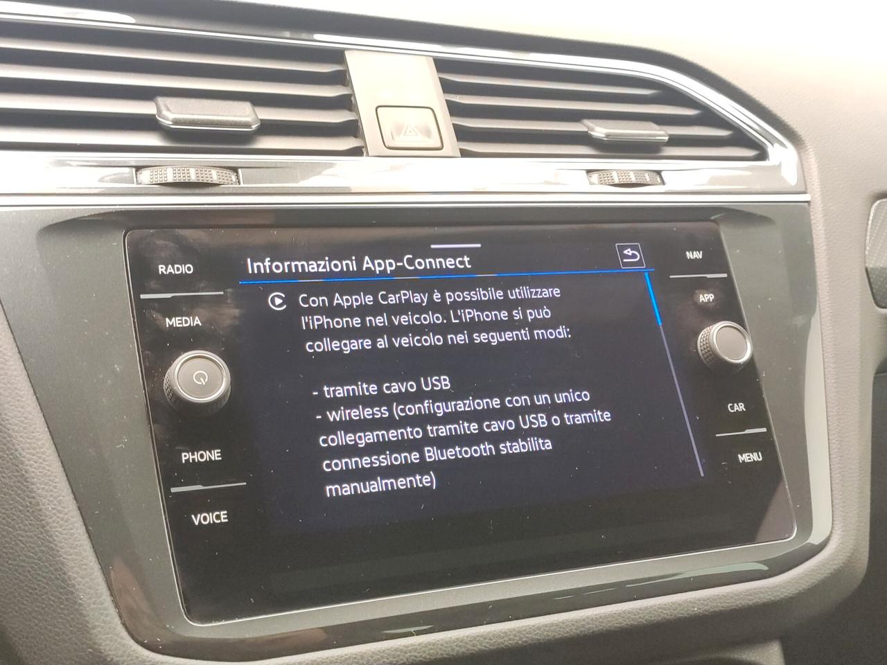 Volkswagen Tiguan 2.0 TDI 150 CV SCR DSG R-Line