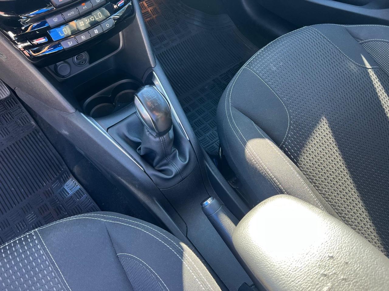 Peugeot 208 PureTech 82 5 porte Allure