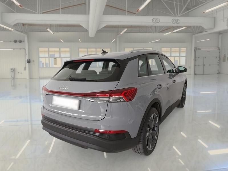 AUDI Q4 E-TRON 35 E-TRON BUSINESS SUV