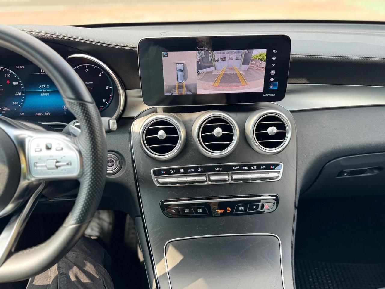 Mercedes-Benz GLC 300 Premium Plus GLC 300 D #5762