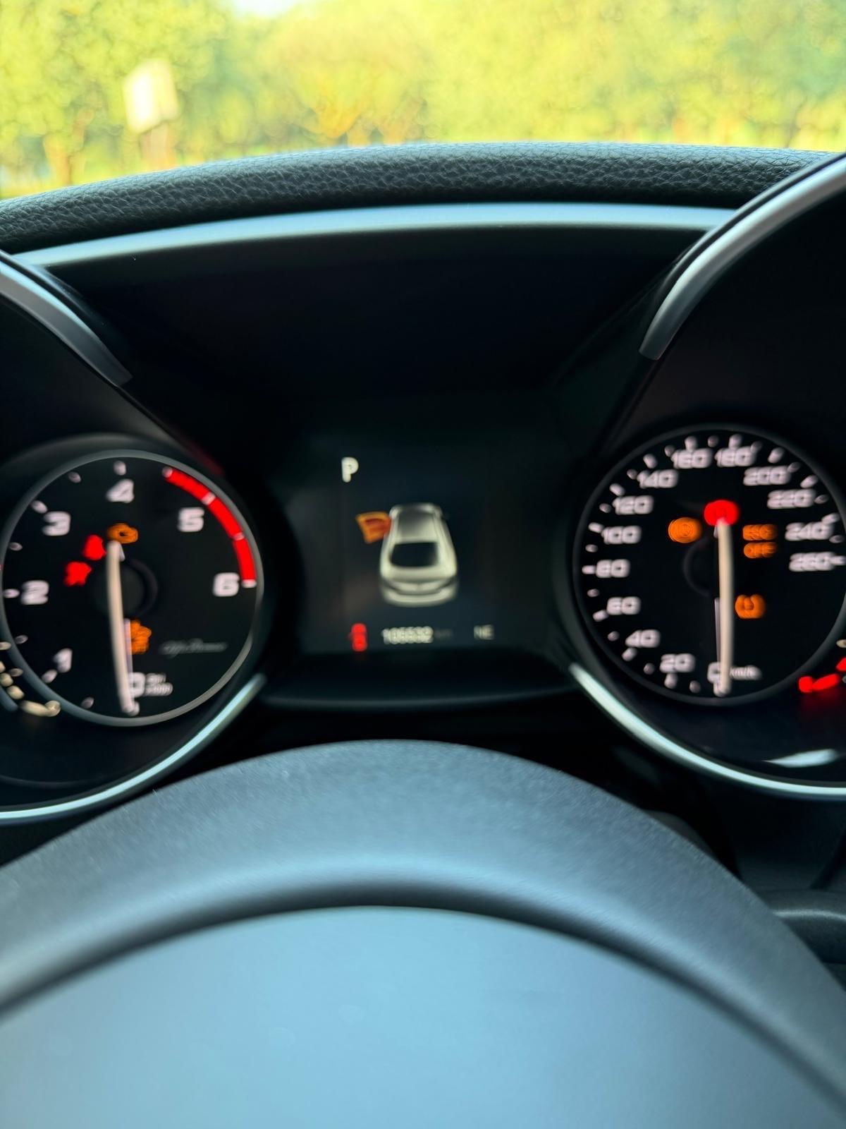 Alfa Romeo Giulia 2.2 Turbodiesel 150 CV AT8 Super