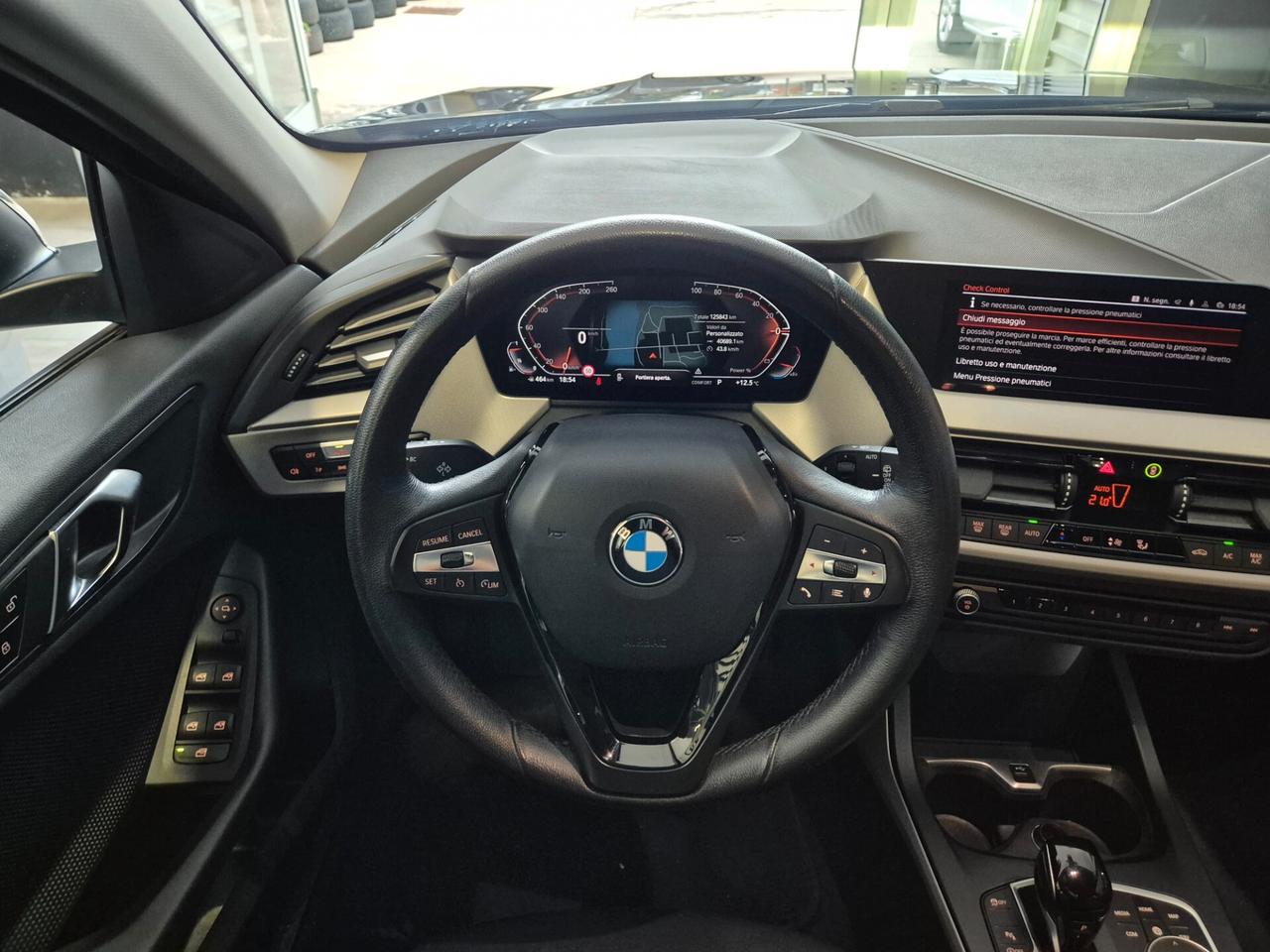 Bmw 116 116i 5p. Business Advantage