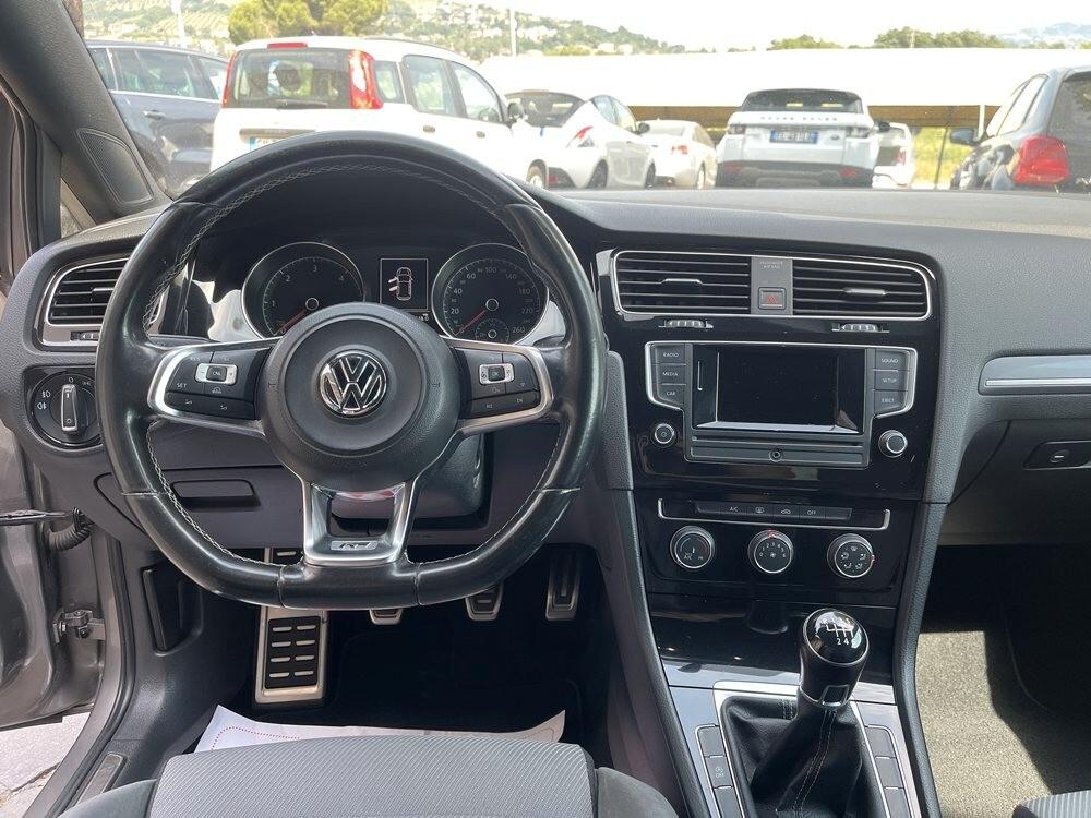 Volkswagen Golf 2.0 TDI 5p. 150 CV R-LINE