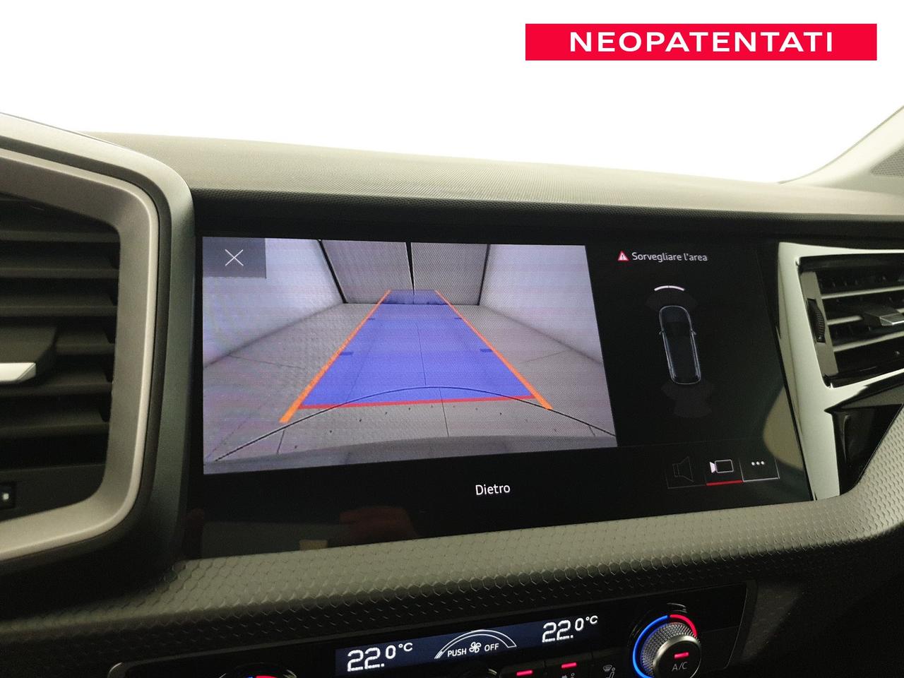 Allstreet 30TFSI 116CV S tronic Identity Contrast