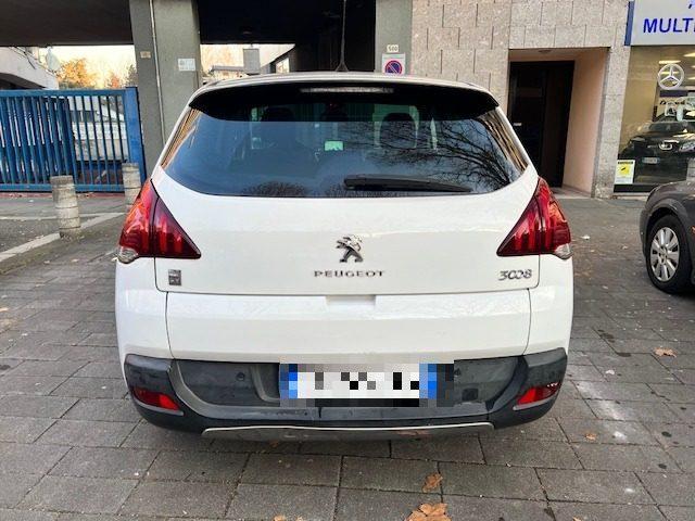 PEUGEOT 3008 HYbrid4