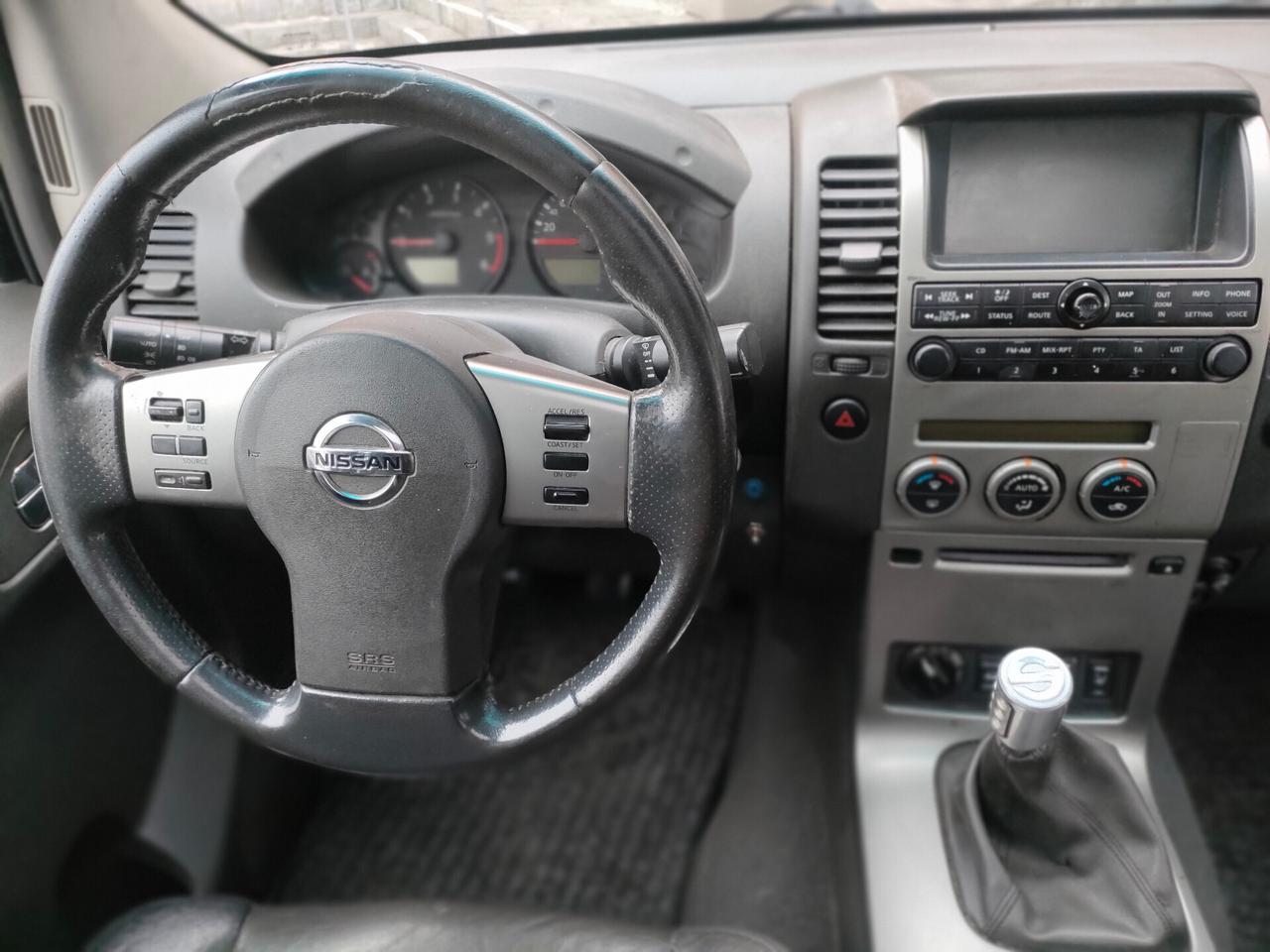 Nissan Navara 2.5 dCi PREZZO INTRATTABILE