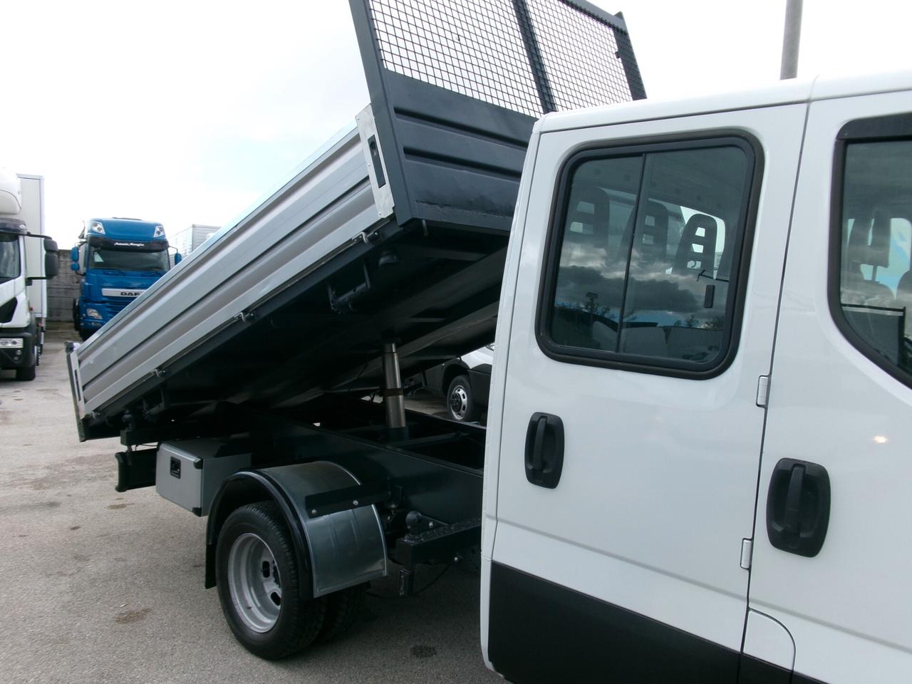 Iveco Daily 35C15 3000 150CV DOPPIA CABINA 7 POSTI RIBALTABILE