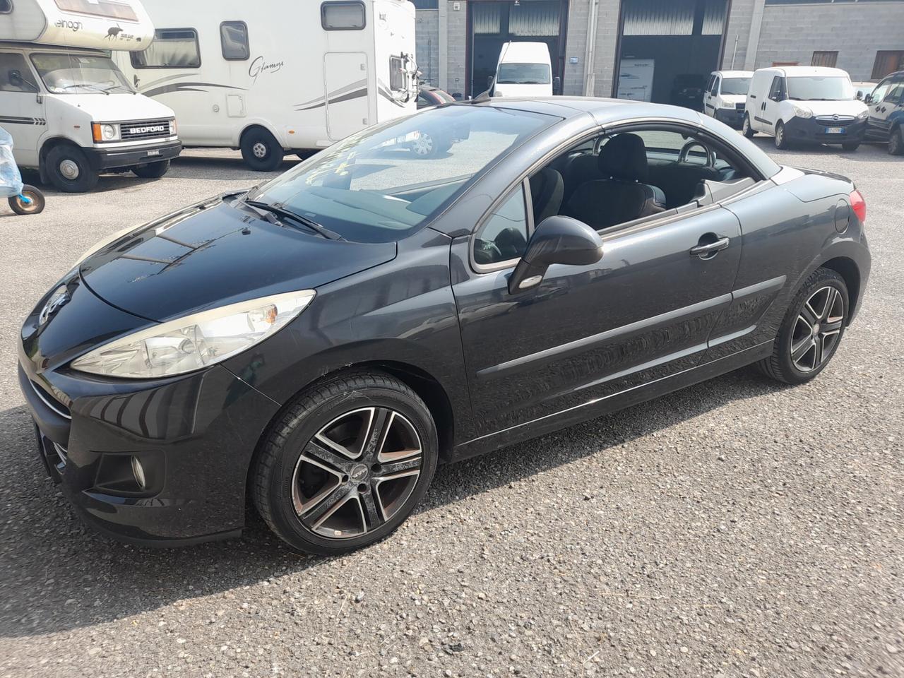 Peugeot 207 1.6 VTi 120CV CC Féline
