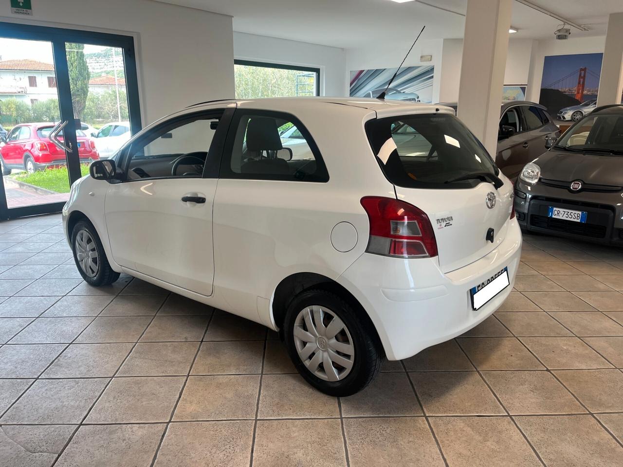 Toyota Yaris 1.0 3 porte