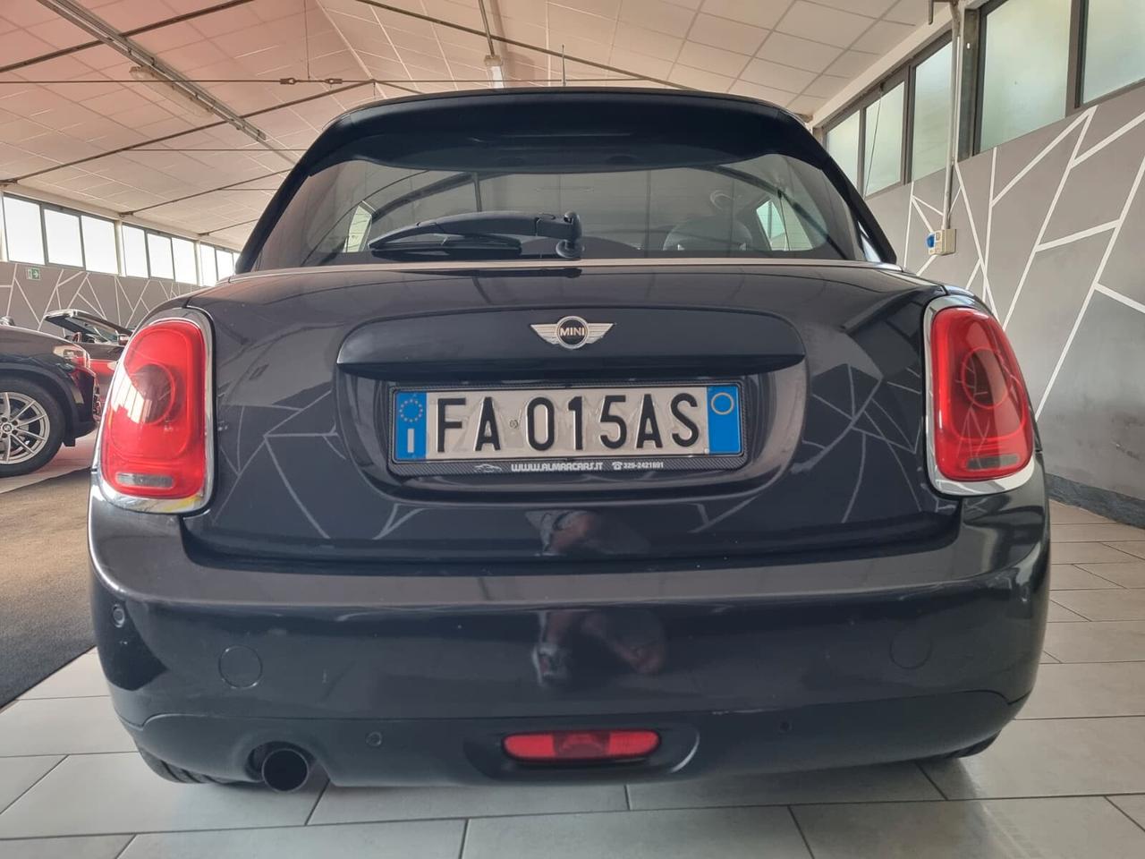 Mini 1.2 One 5 porte NEOPATENTATI