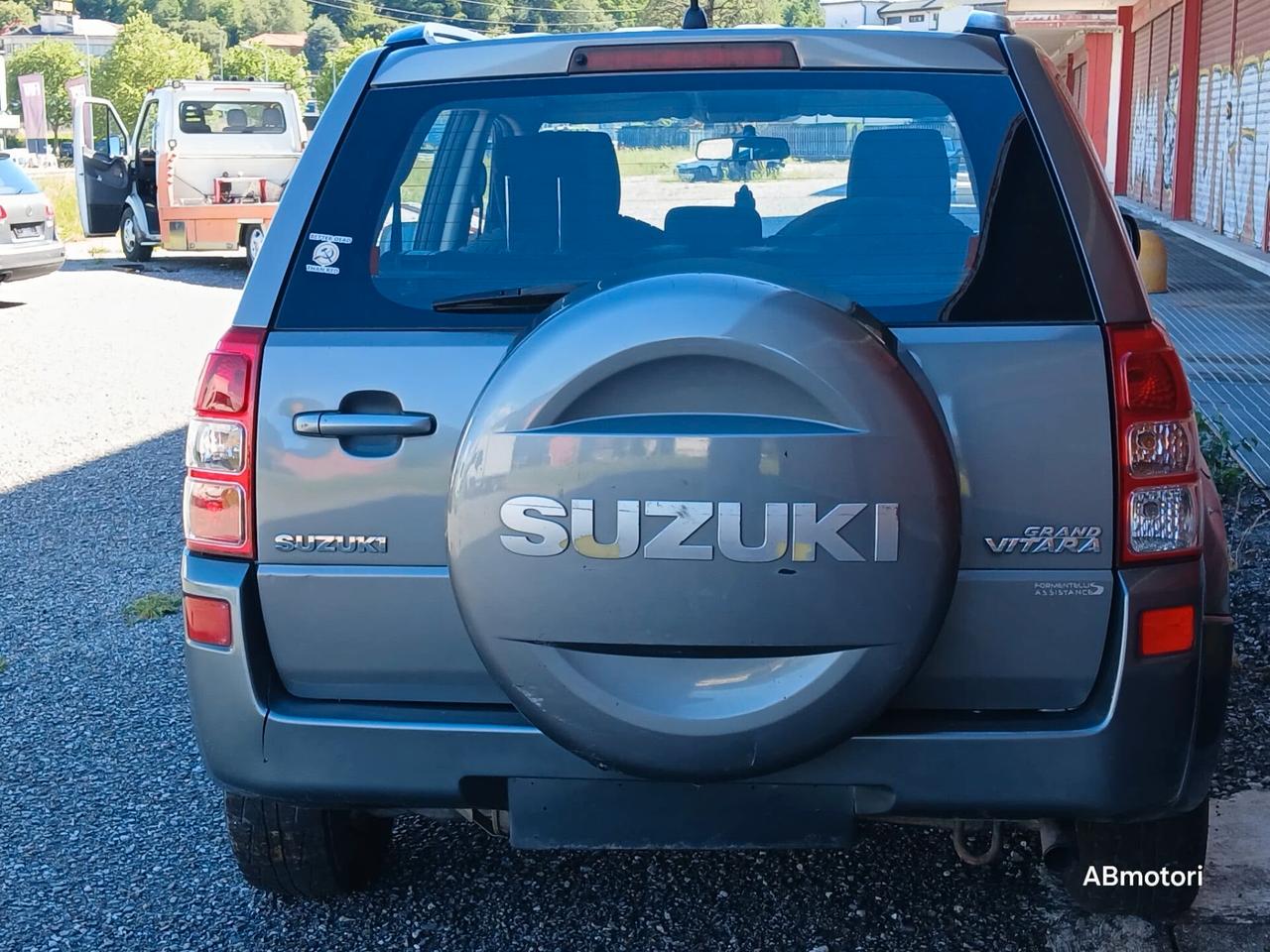 Suzuki Grand Vitara 1.9 DDiS 5 porte
