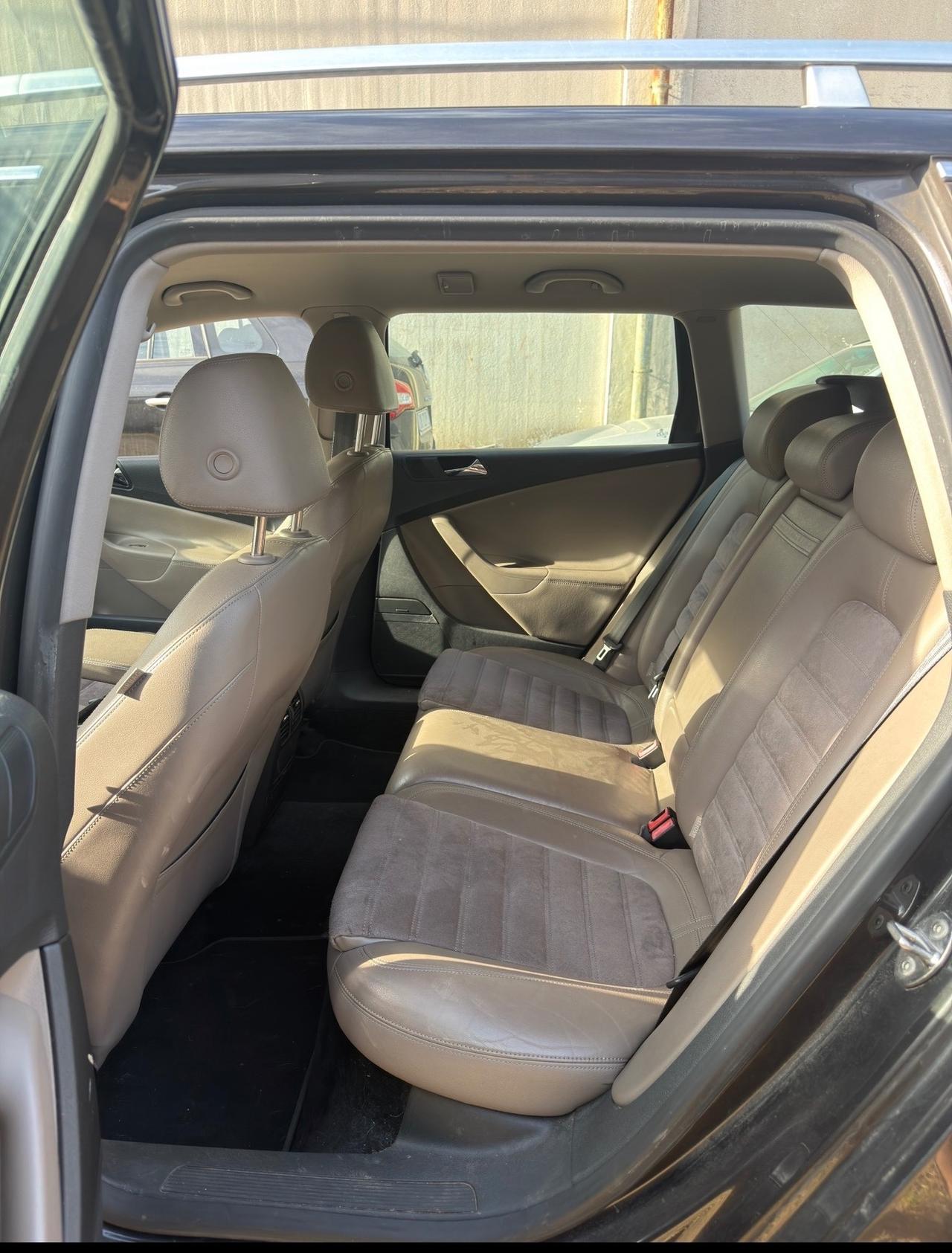 Volkswagen Passat 2.0 TDI DPF Var. Highline