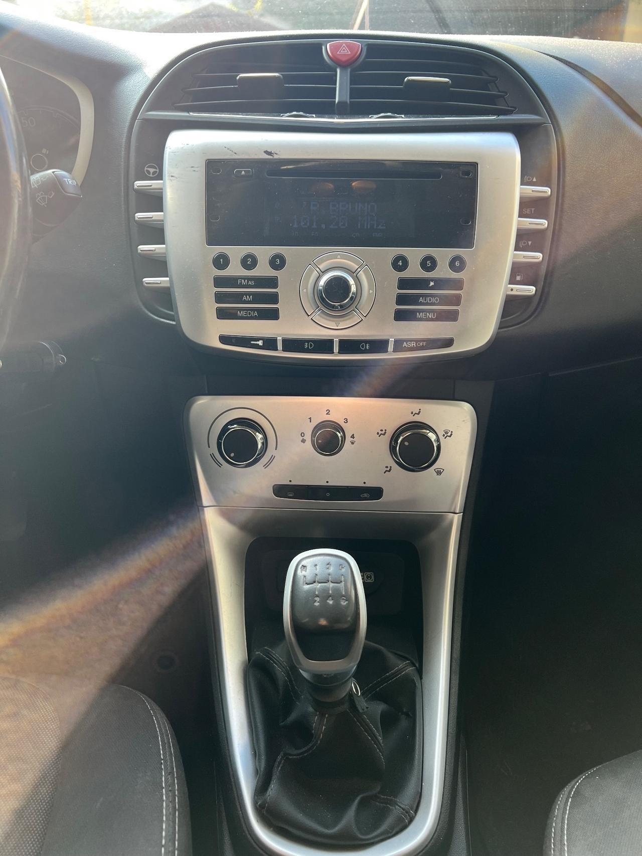 Lancia Delta 1.4 T-Jet 120 CV GPL/ 2013