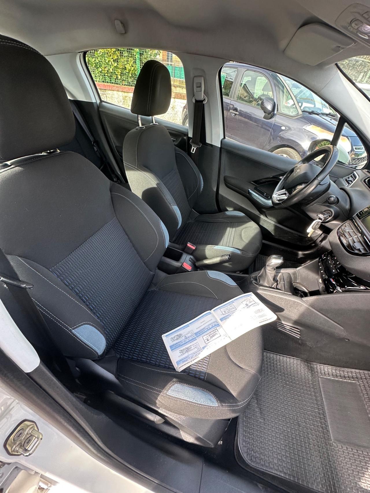 Peugeot 208 1.4 HDi 68 CV 5 porte Active