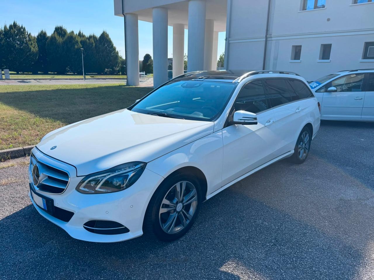 Mercedes-benz E 220 BlueTEC S.W. Premium
