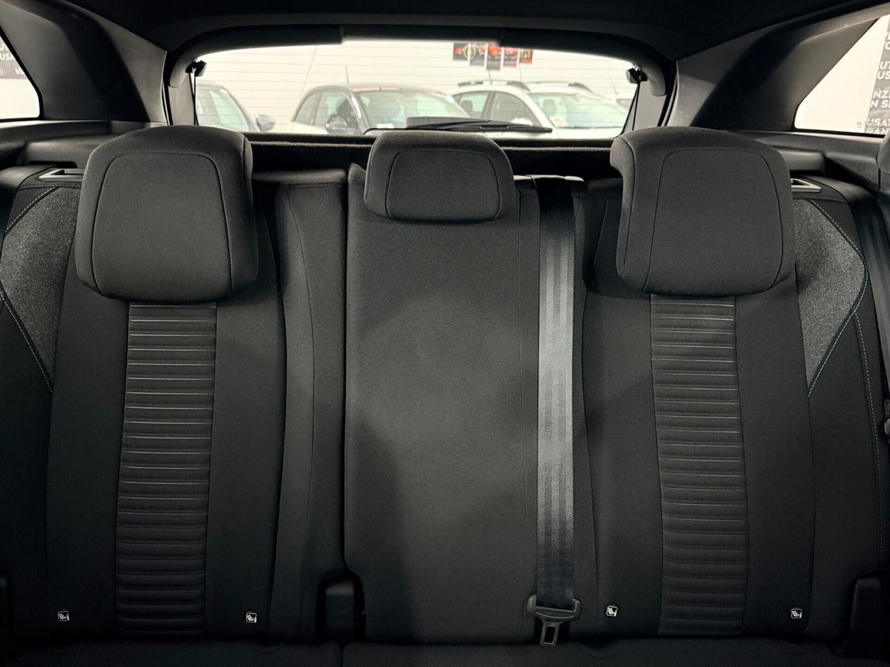 Peugeot 3008 BlueHDi 130 Aziendale EAT8 Active Pack