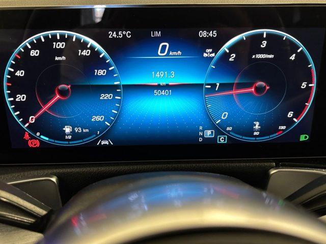MERCEDES-BENZ GLB 200 d Premium Auto